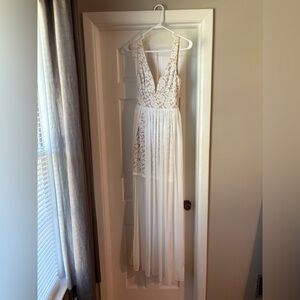 Lulu's White Lace Maxi Dress